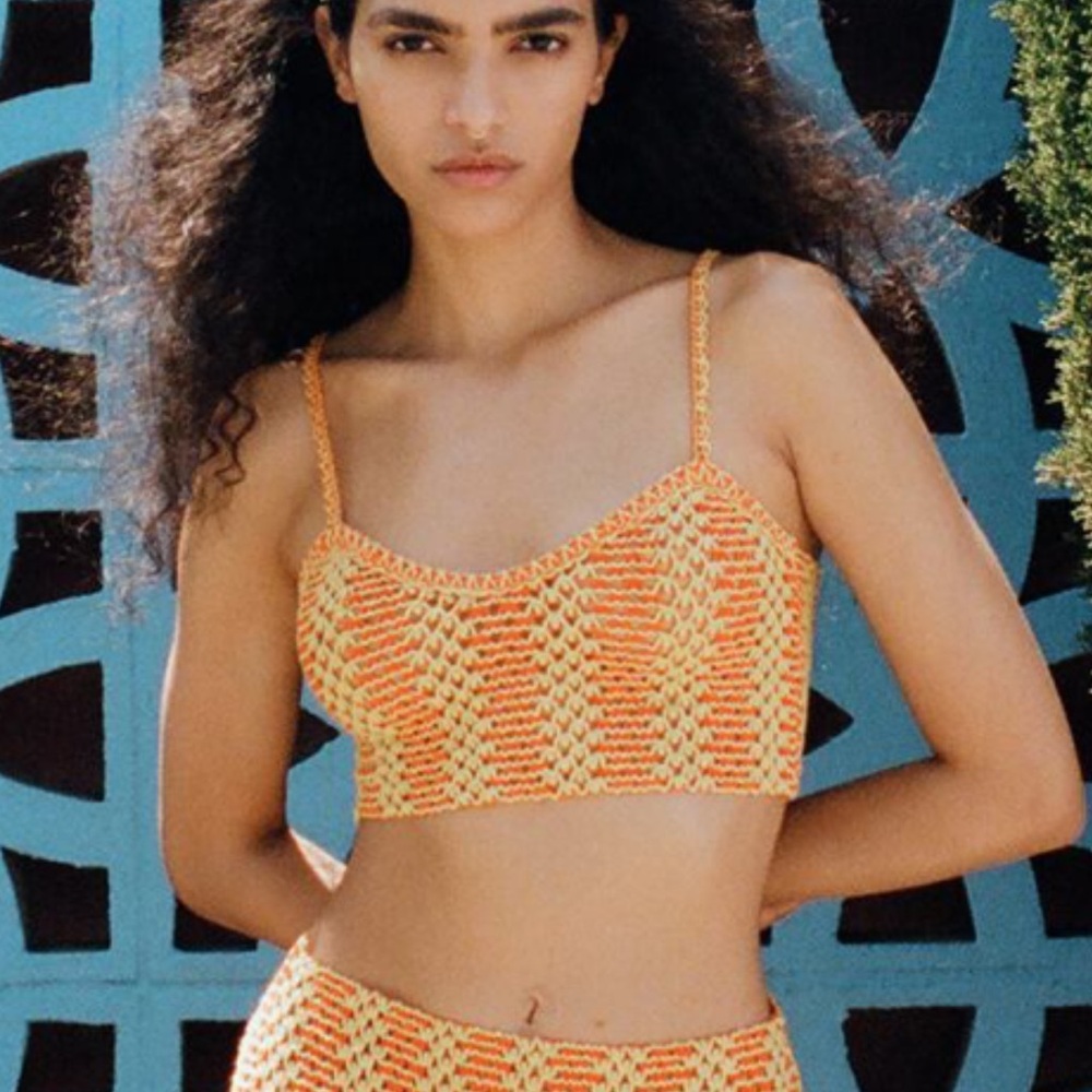 Zara Textured Knit Crop Top